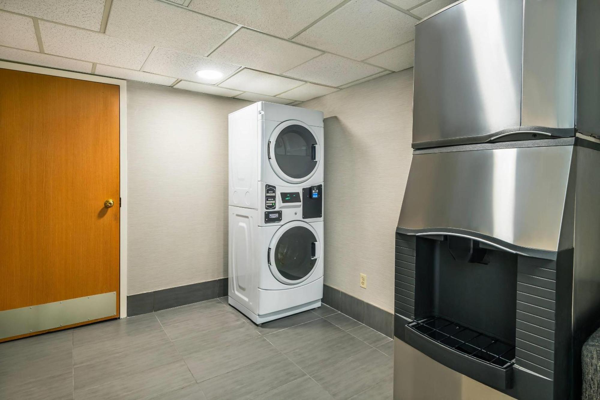 Comfort Inn Gatineau Eksteriør bilde